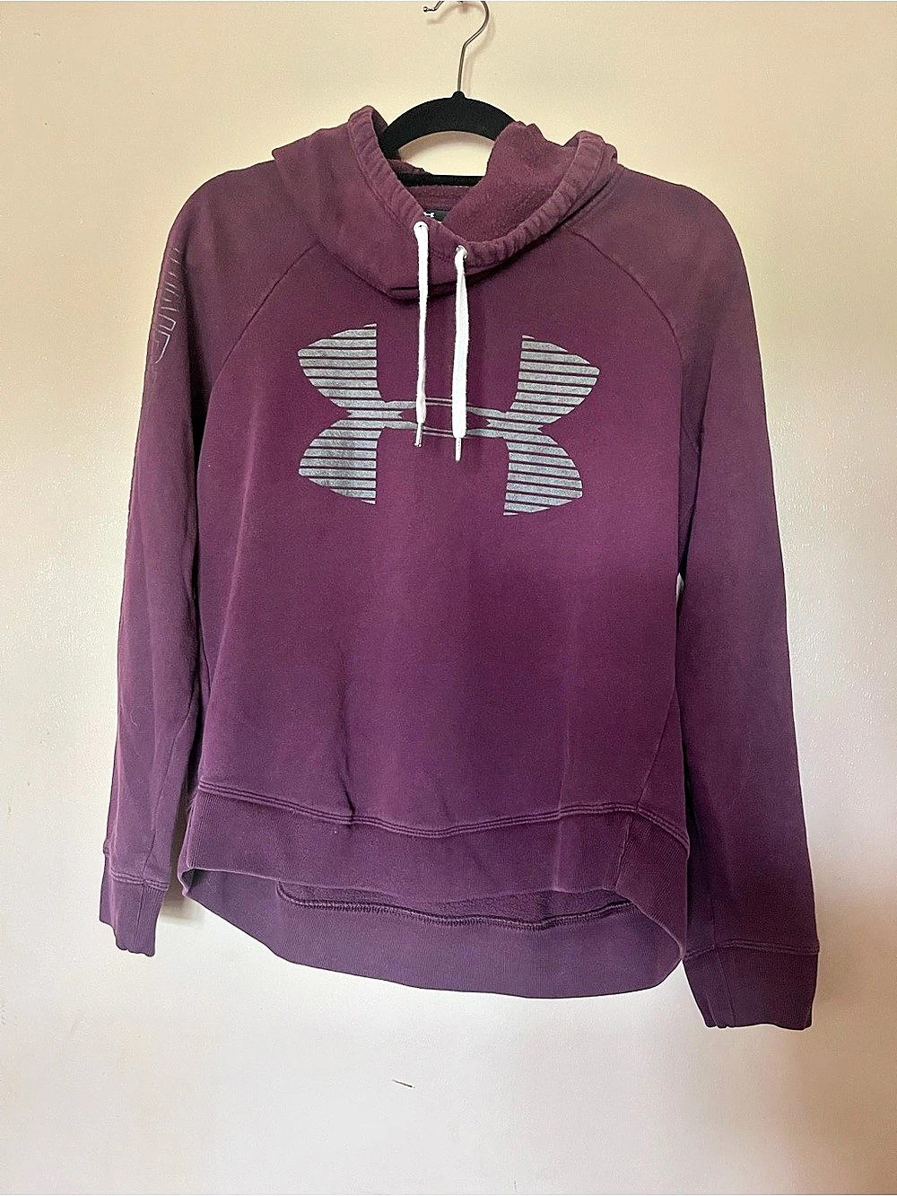 Women’s Under Armour Logo Cowl-Neck Hoodie Purple Size Medium